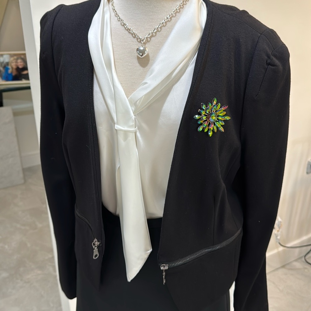 Short jacket